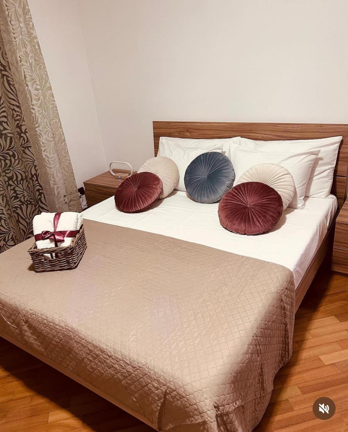 The Garden Suite Airport Ponte Galeria Bagian luar foto